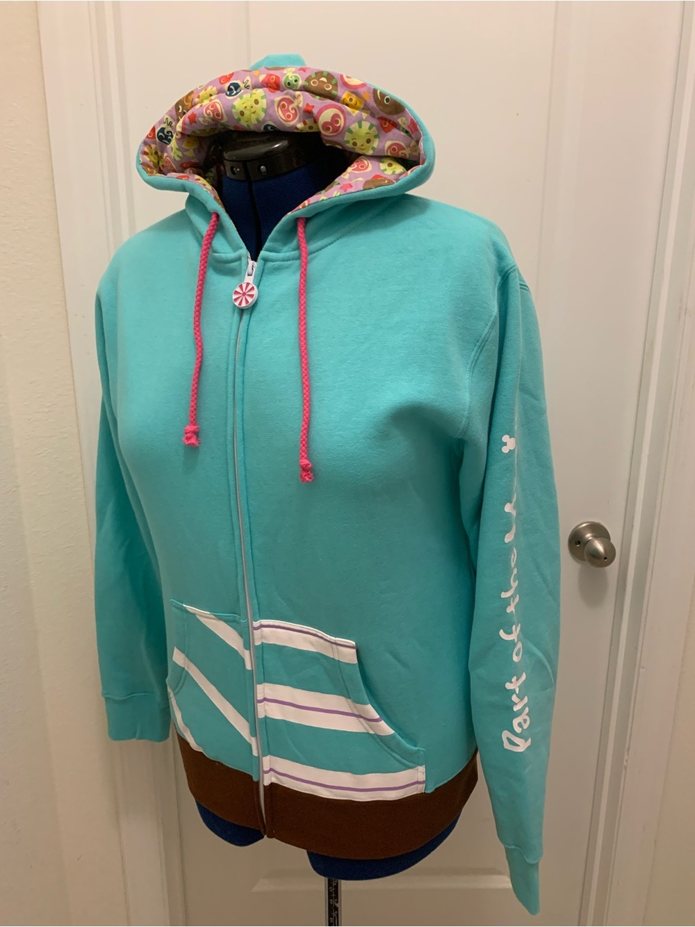 Disney employee exclusive Aqua Fleece Jacket with Candy Pop Lined Hood rare